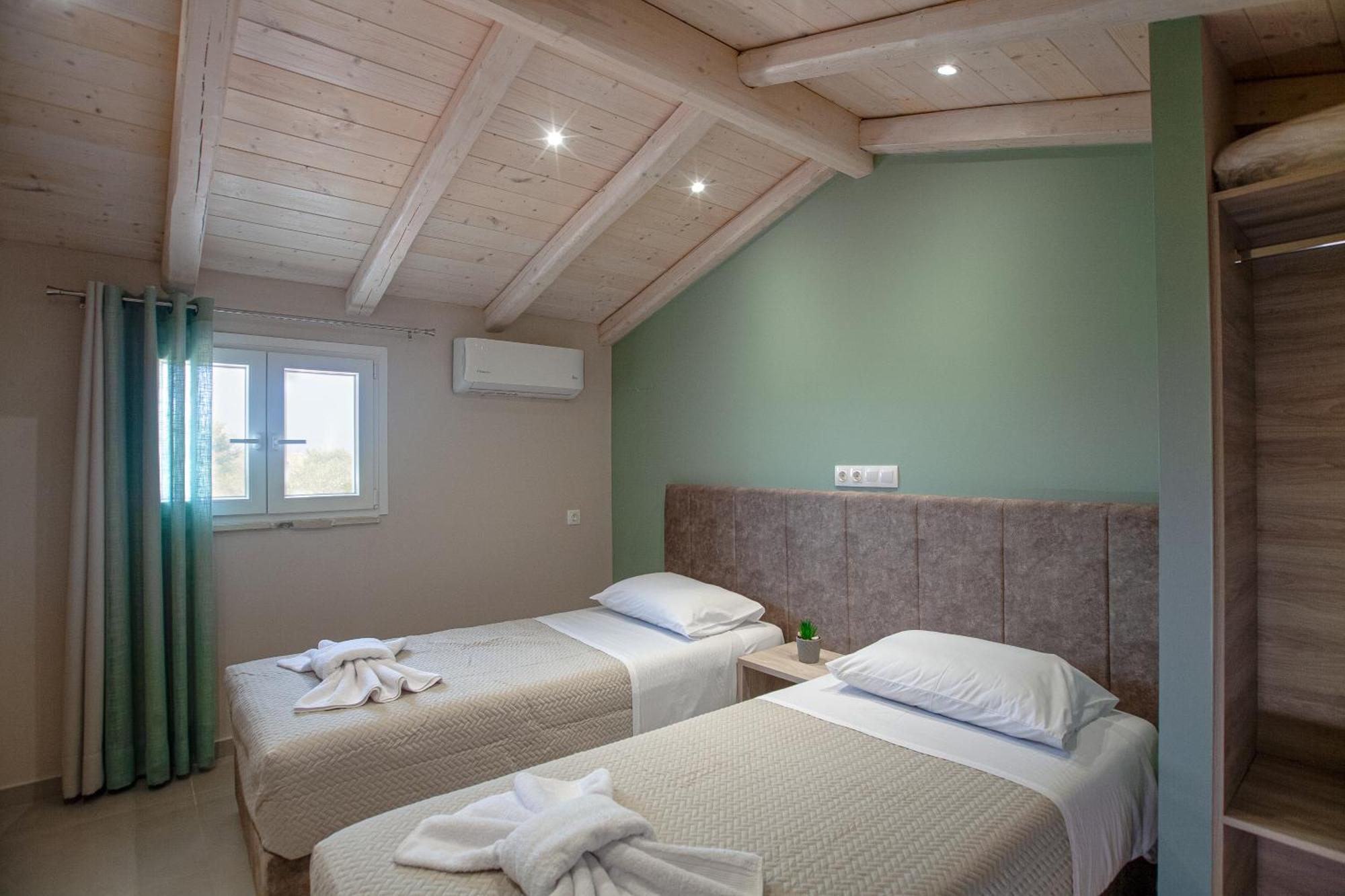 Theodoros Apartment Roda (Corfu)